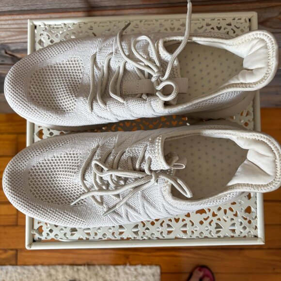 Ivory Mesh Sneakers - Size EU 40 - Picture 7 of 8